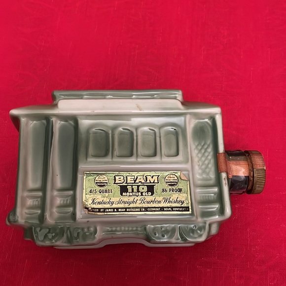 Jim Beam ( EMPTY) Decanter - Picture 3 of 7